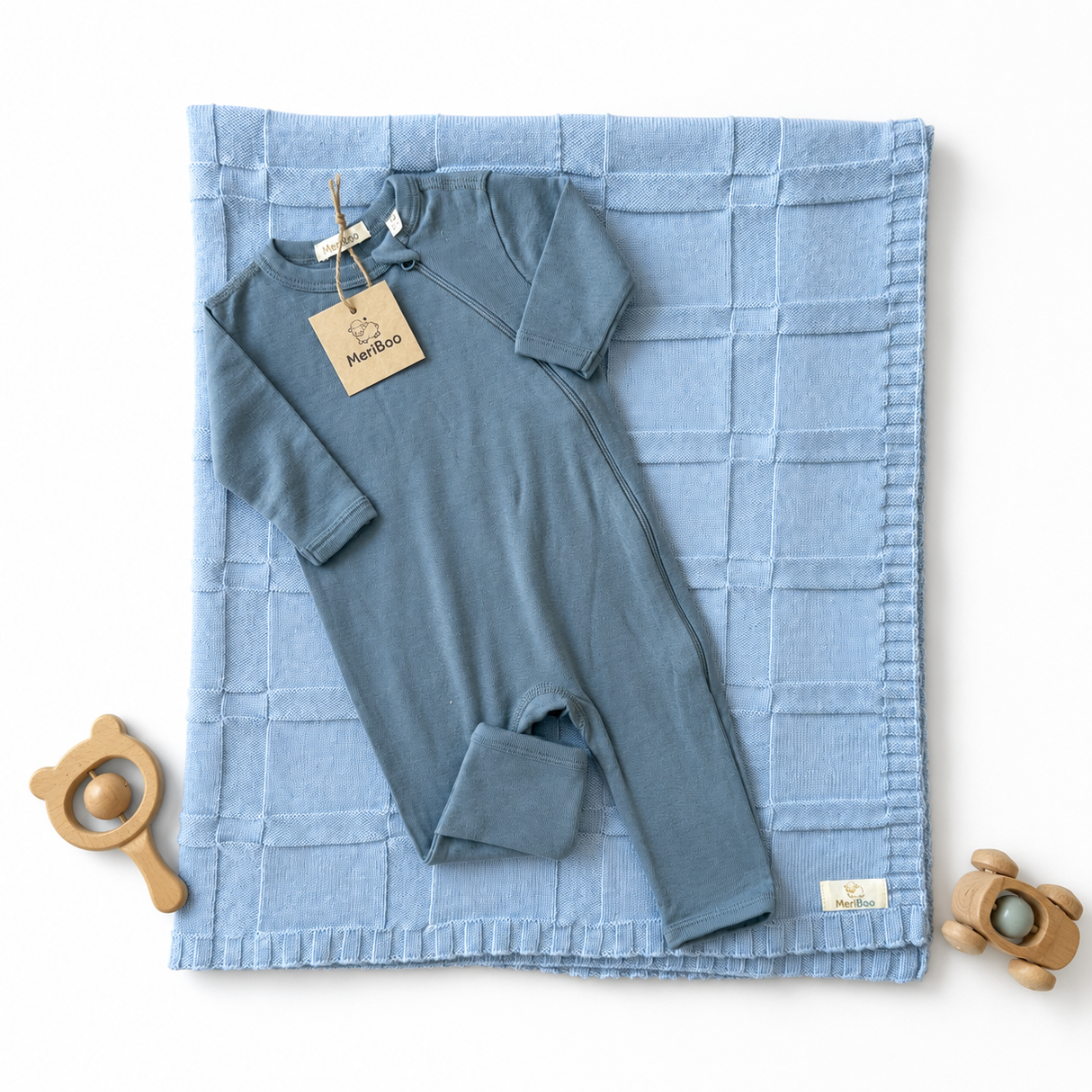 Set MeriBoo - salopetă + păturică din 100% lână merino certificată „Sweet Dreams”