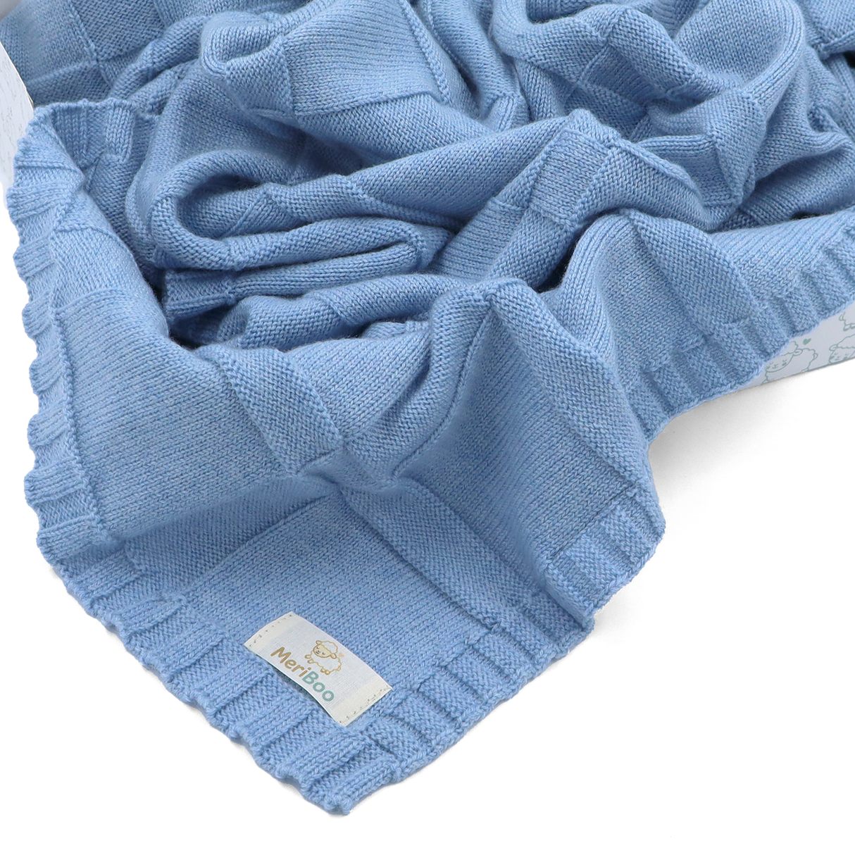 Луксозно одеялце от 100% сертифицирана мериносова вълна