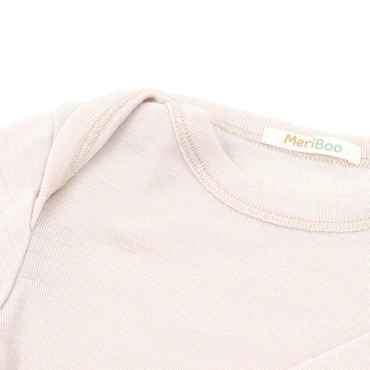 Комплект за изписване от сертифицирано финно мерино "Newborn Essentials Plus"