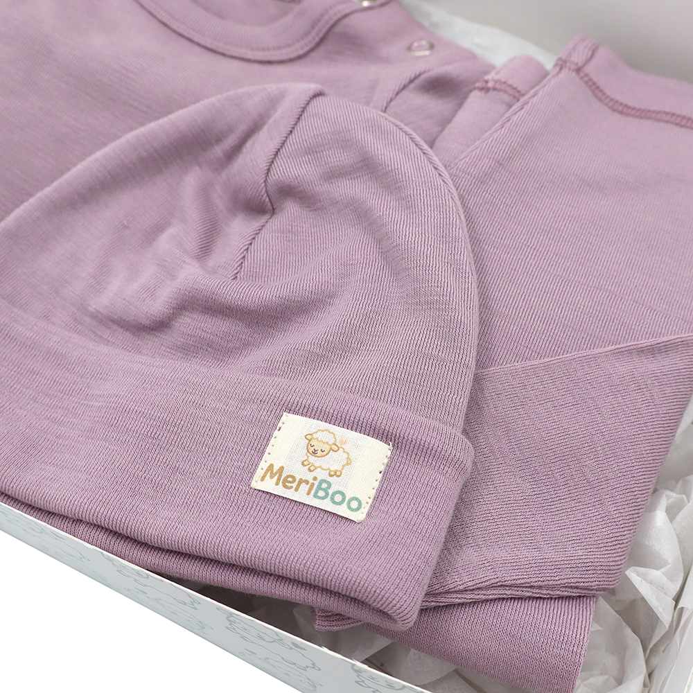 Комплект за изписване от сертифицирано фино мерино "Newborn Essentials"