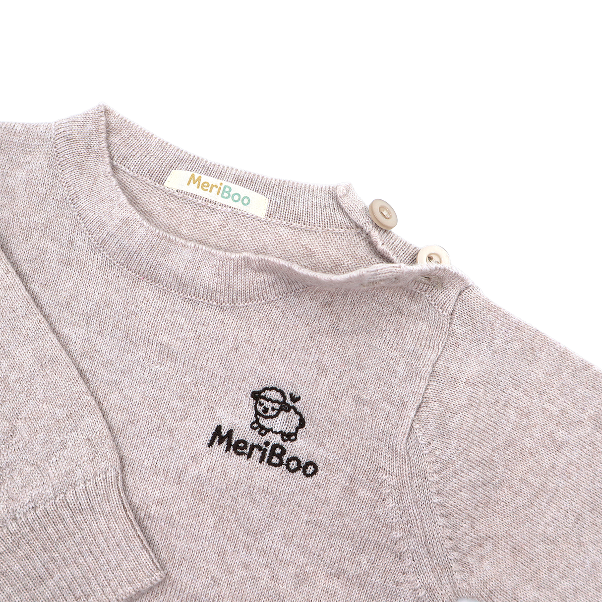 Knitted long-sleeved top made of 100% organic merino wool