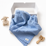 Luxury blanket made from 100% certified merino wool