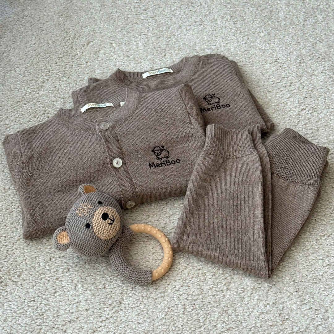 Cardigan tricotat din lână merinos 100% organică