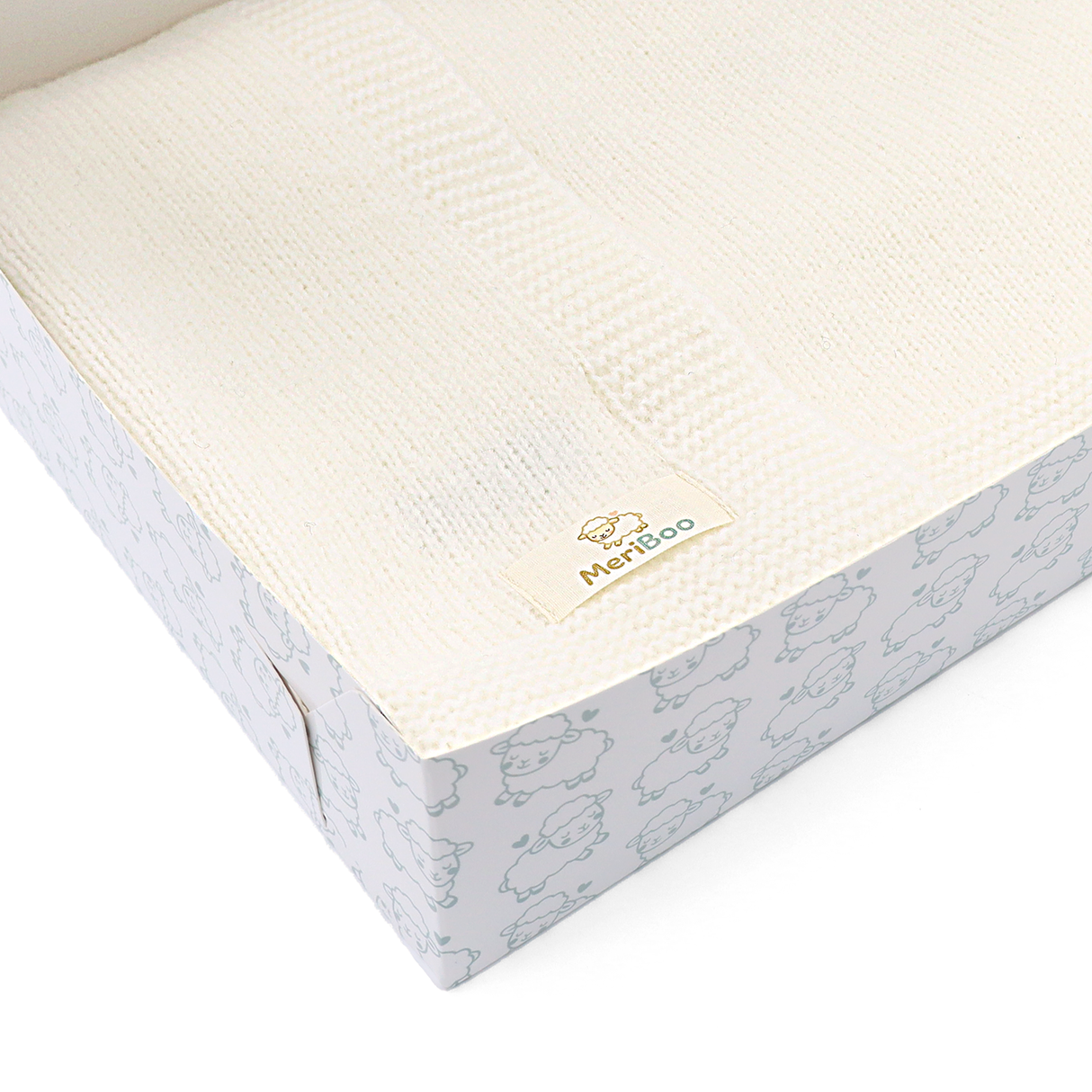 Warm and soft Merino wool blanket MeriBoo